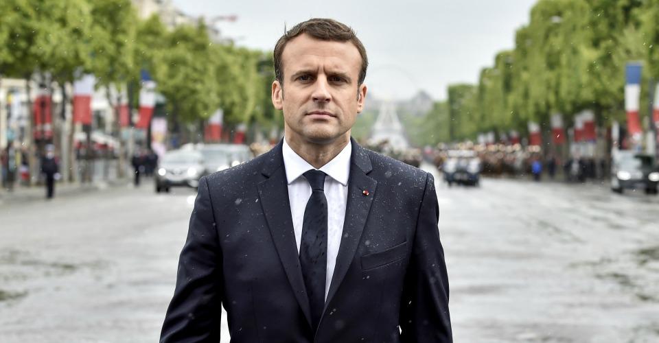 Emmanuel Macron es proclamado presidente de Francia; promete relanzar la Unión Europea