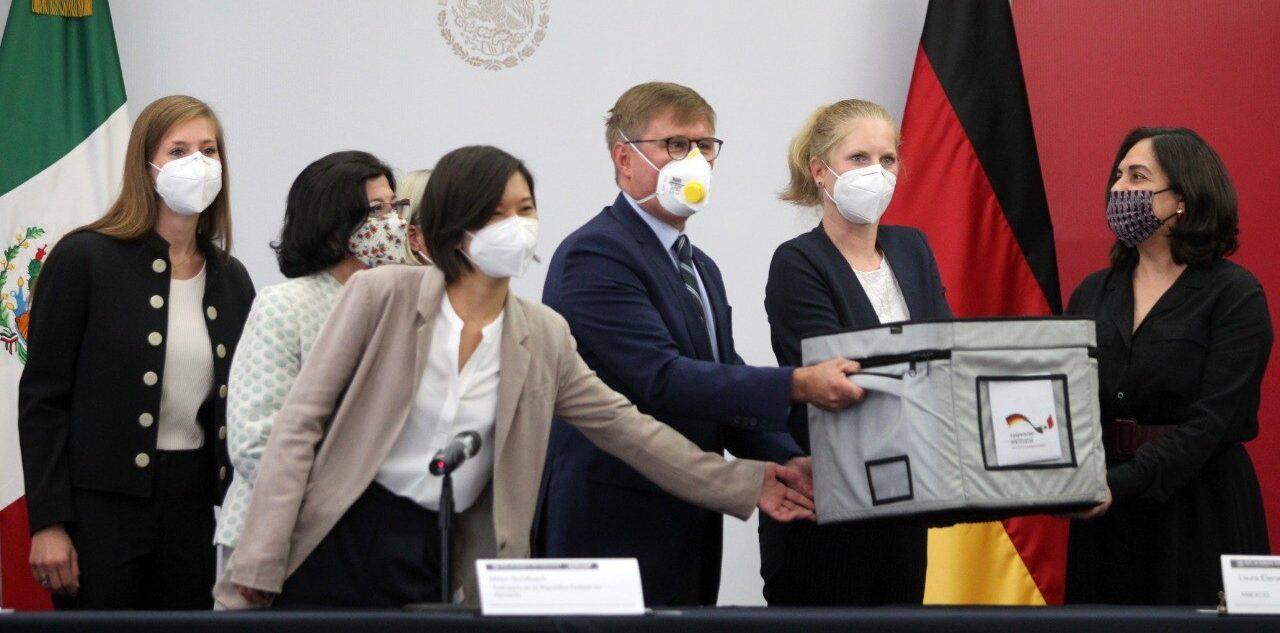 Expertos de Alemania capacitan a personal de laboratorio de México para combatir el COVID