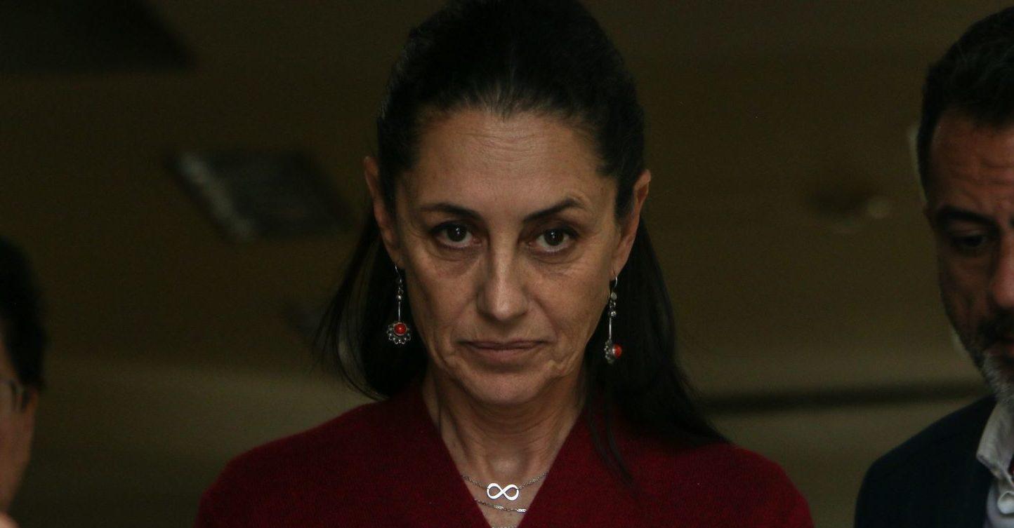 Encuesta dice que aprobación de Sheinbaum bajó en febrero; la jefa de Gobierno afirma que hay otros datos