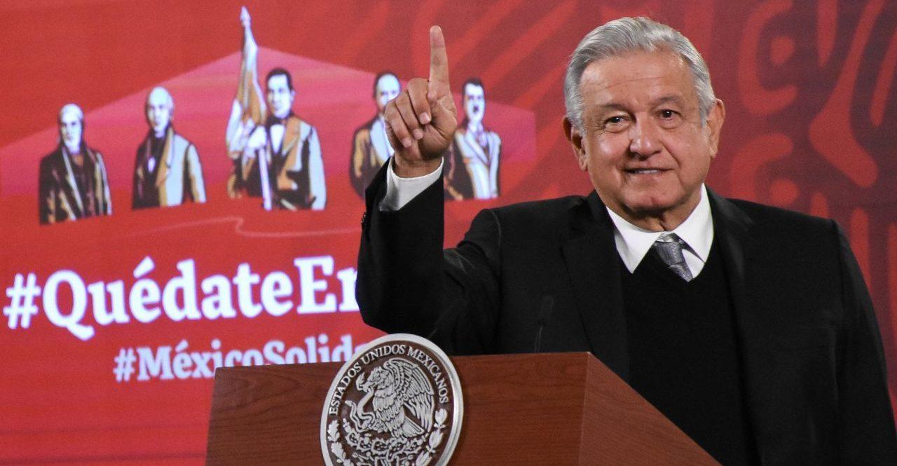 AMLO dice que pandemia y crisis han sido los principales obstáculos y no las críticas de sus adversarios