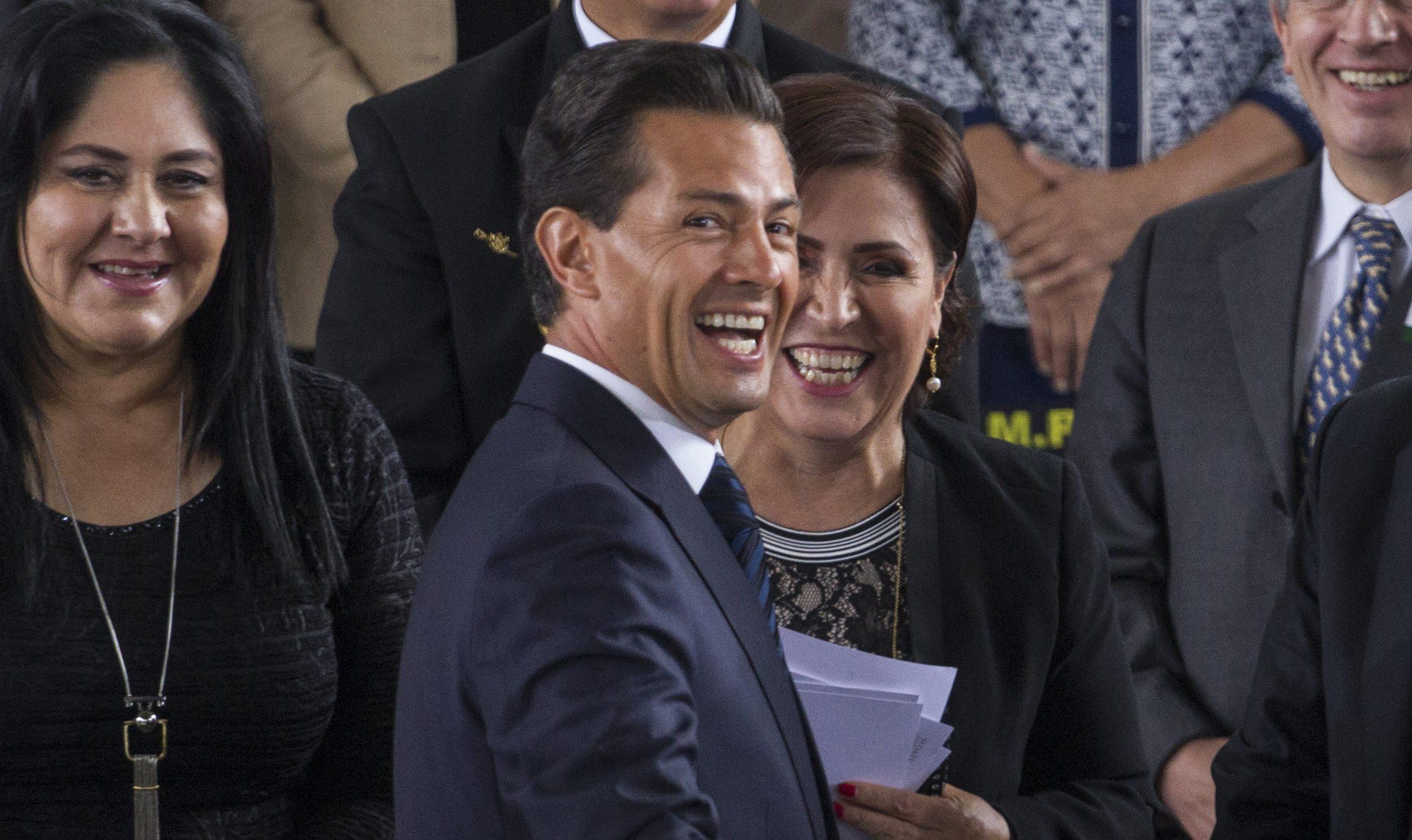 Pensar en escenarios catastrofistas no ilumina el corazón, dice Peña a jóvenes