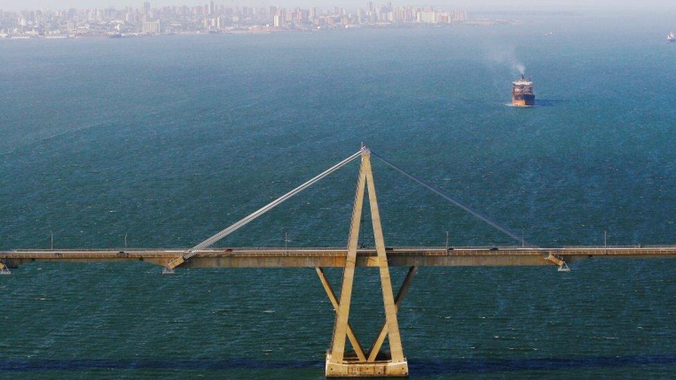 Colapso en Génova: las 3 diferencias del emblemático puente del lago Maracaibo y el Morandi que se derrumbó en Italia