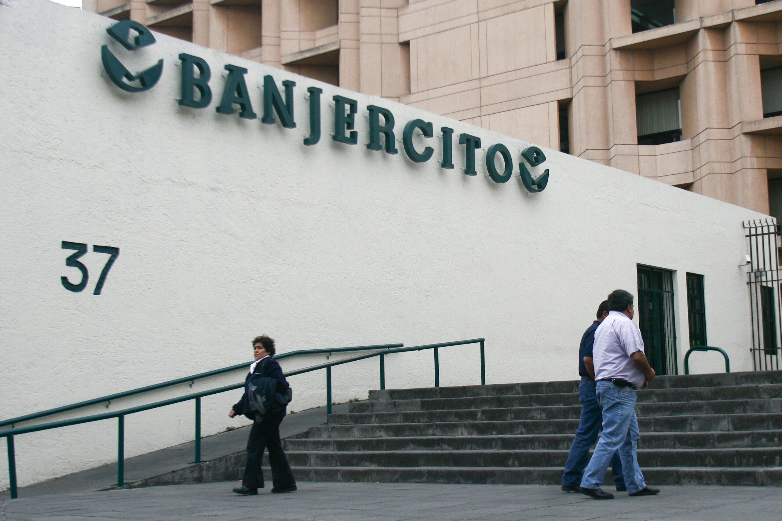 Banjército cobró 61.5 mdp por manejo de <i>cuenta bicentenario</i>