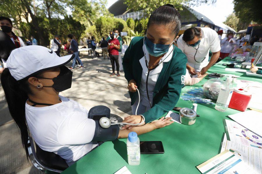 México acumula 5 millones 613 mil 870 contagios; los casos activos estimados descienden a 17 mil 544