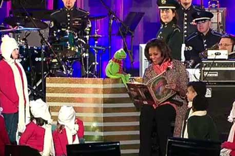 Michelle Obama y la Rana René encienden la Navidad