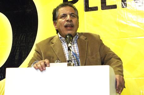 PRD rechaza dar licencia a López Obrador