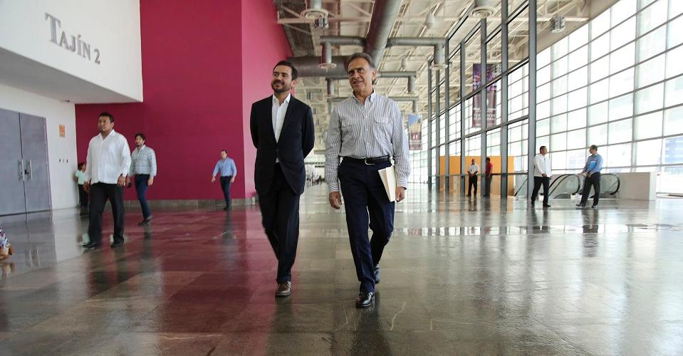 Yunes promociona a su hijo, candidato a la gubernatura de Veracruz, en un video turístico