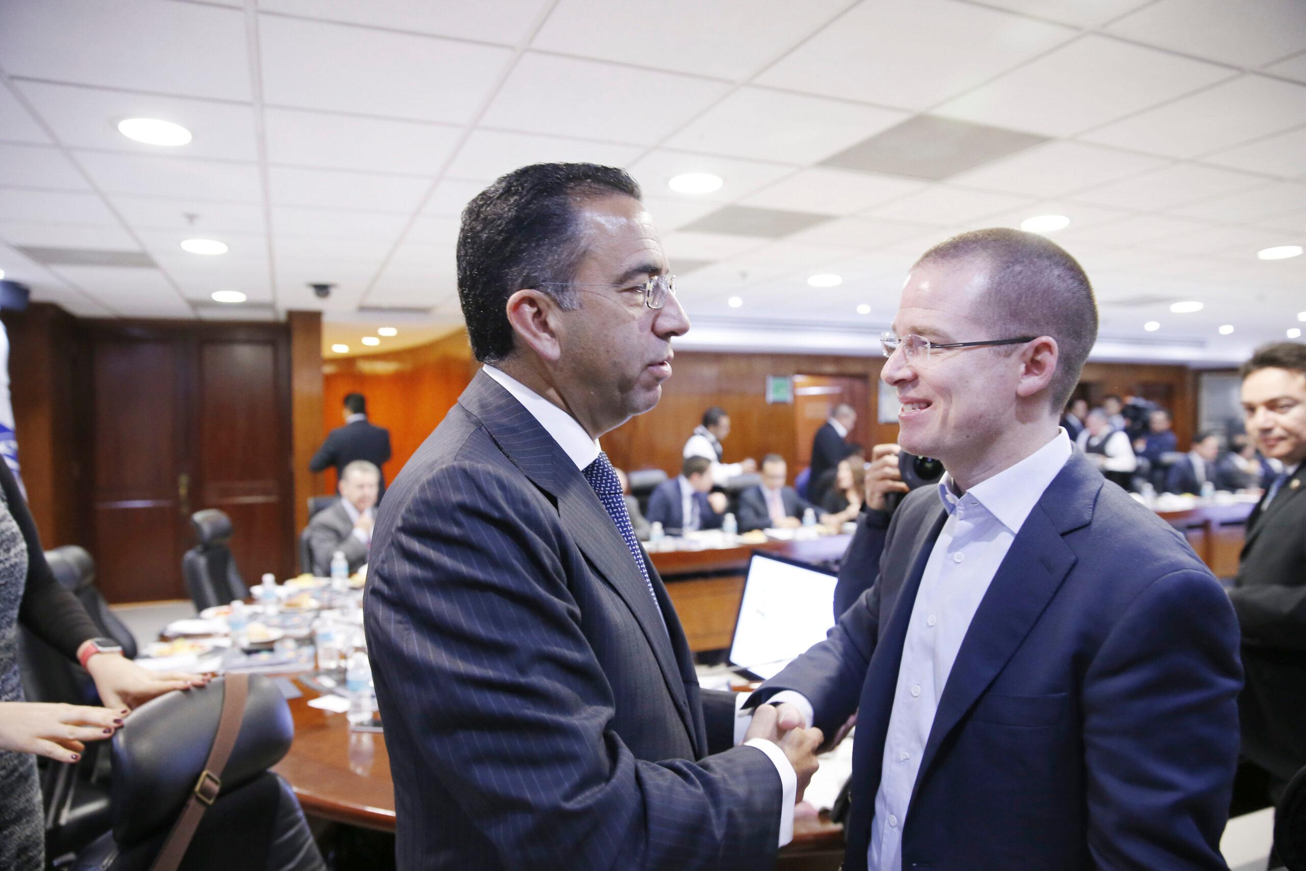 Renuncia Javier Lozano al PAN, califica a Anaya de joven dictador y dice que apoyará a Meade