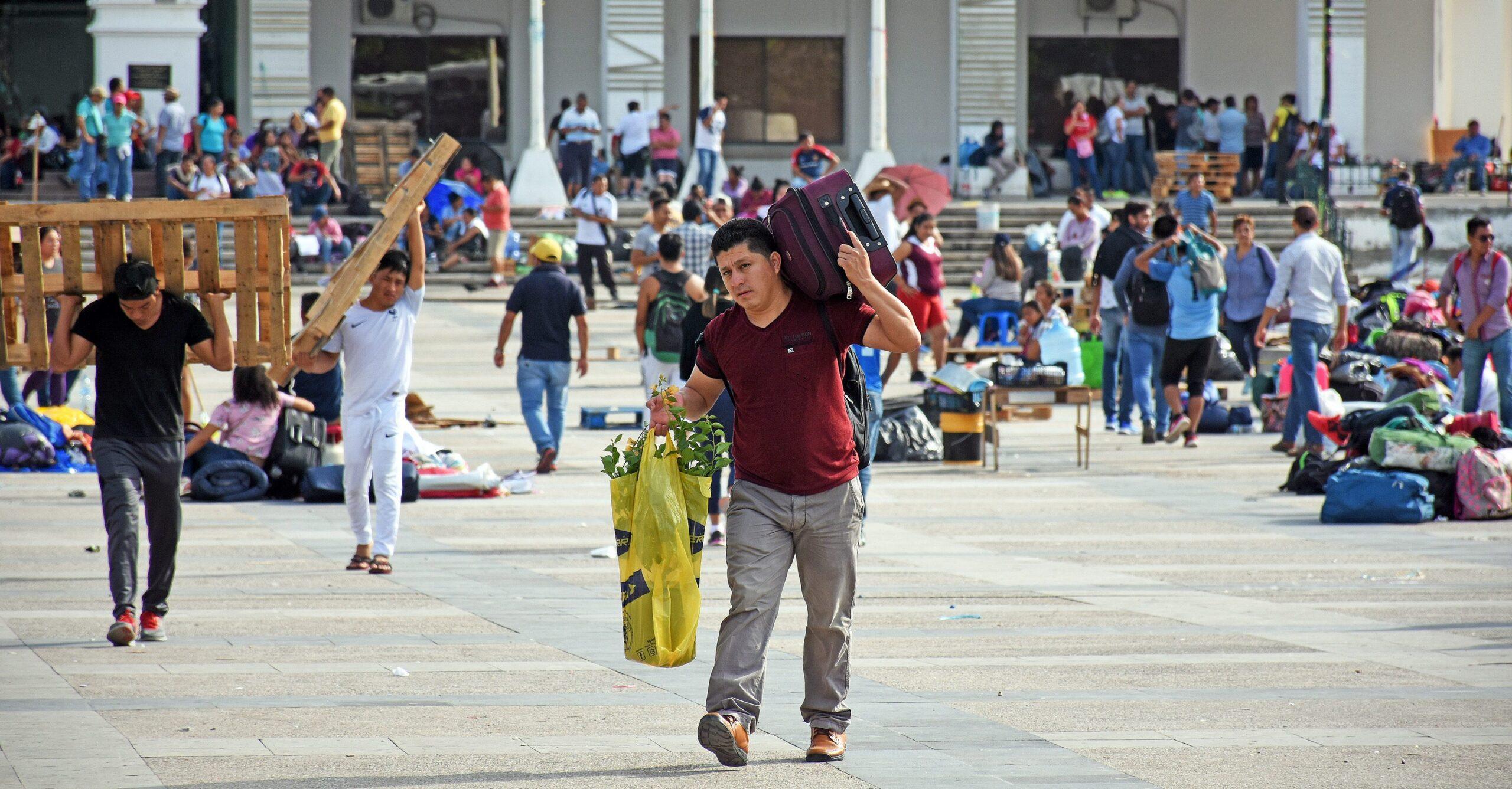 Maestros de la CNTE retiran plantones en CDMX, Chiapas y Oaxaca