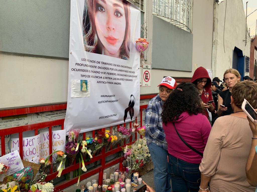 Entre batucada, abrazos y denuncias de violencia feminicida, mujeres rinden homenaje a Ingrid Escamilla