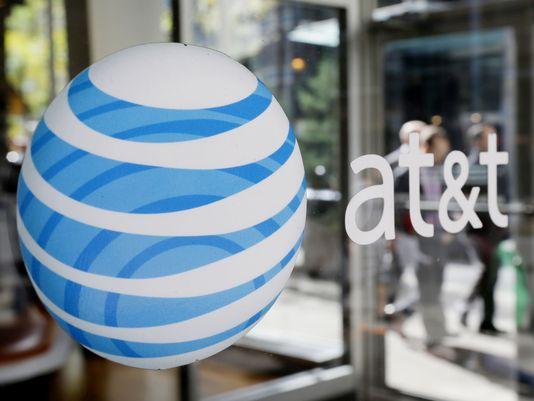 Paga la CIA más de 10 mdd a AT&T por datos de llamadas: NYT