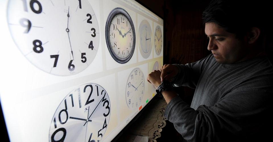 ¿Listo para ajustar tu reloj? Se termina el Horario de Verano