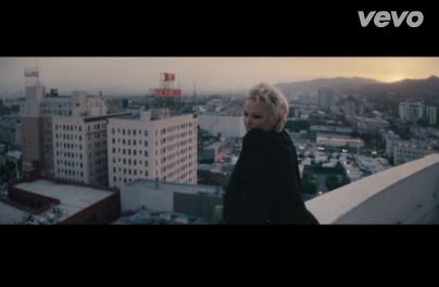 Morrissey recluta a  Pamela Anderson