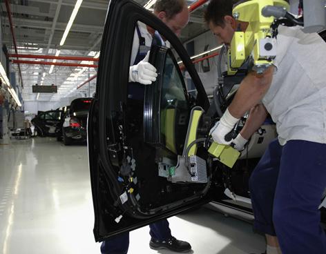 Violencia dispara 15% negocio de blindaje de autos en Mèxico