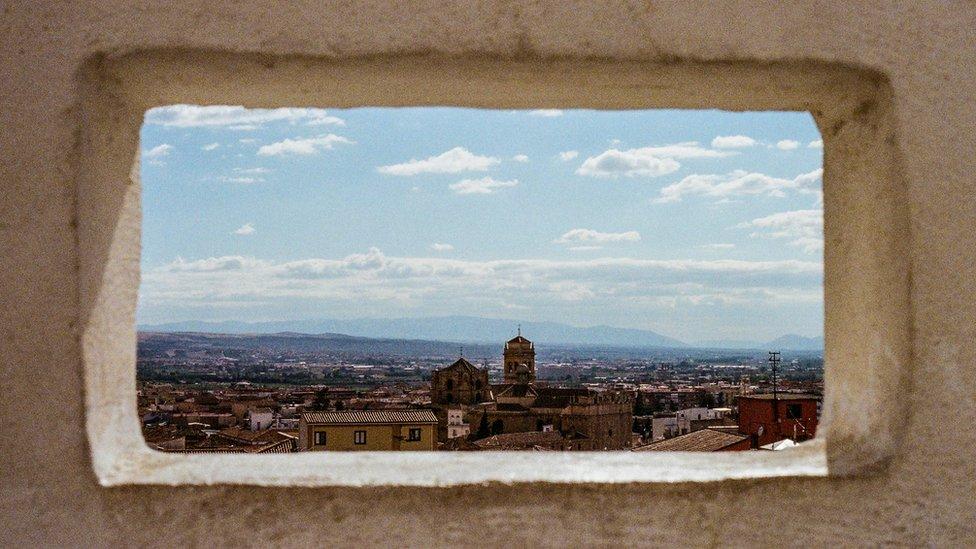 Tus fotos: la vida de nuestros lectores en una caja