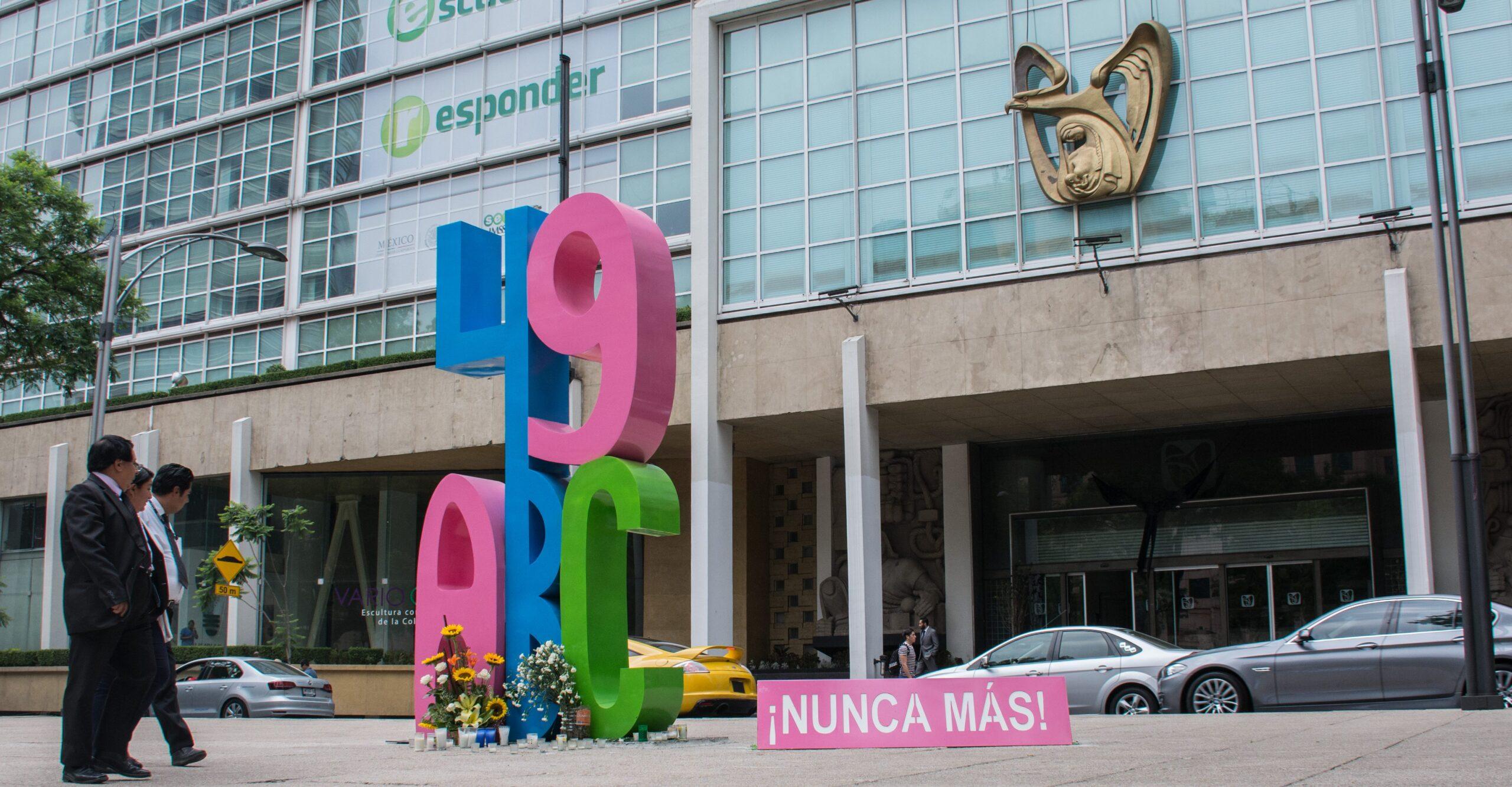 Padres de menores fallecidos en la Guardería ABC acusan represalias por parte del IMSS