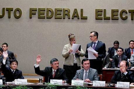 Separa IFE del cargo a jefe de monitoreo de spots en radio y tv