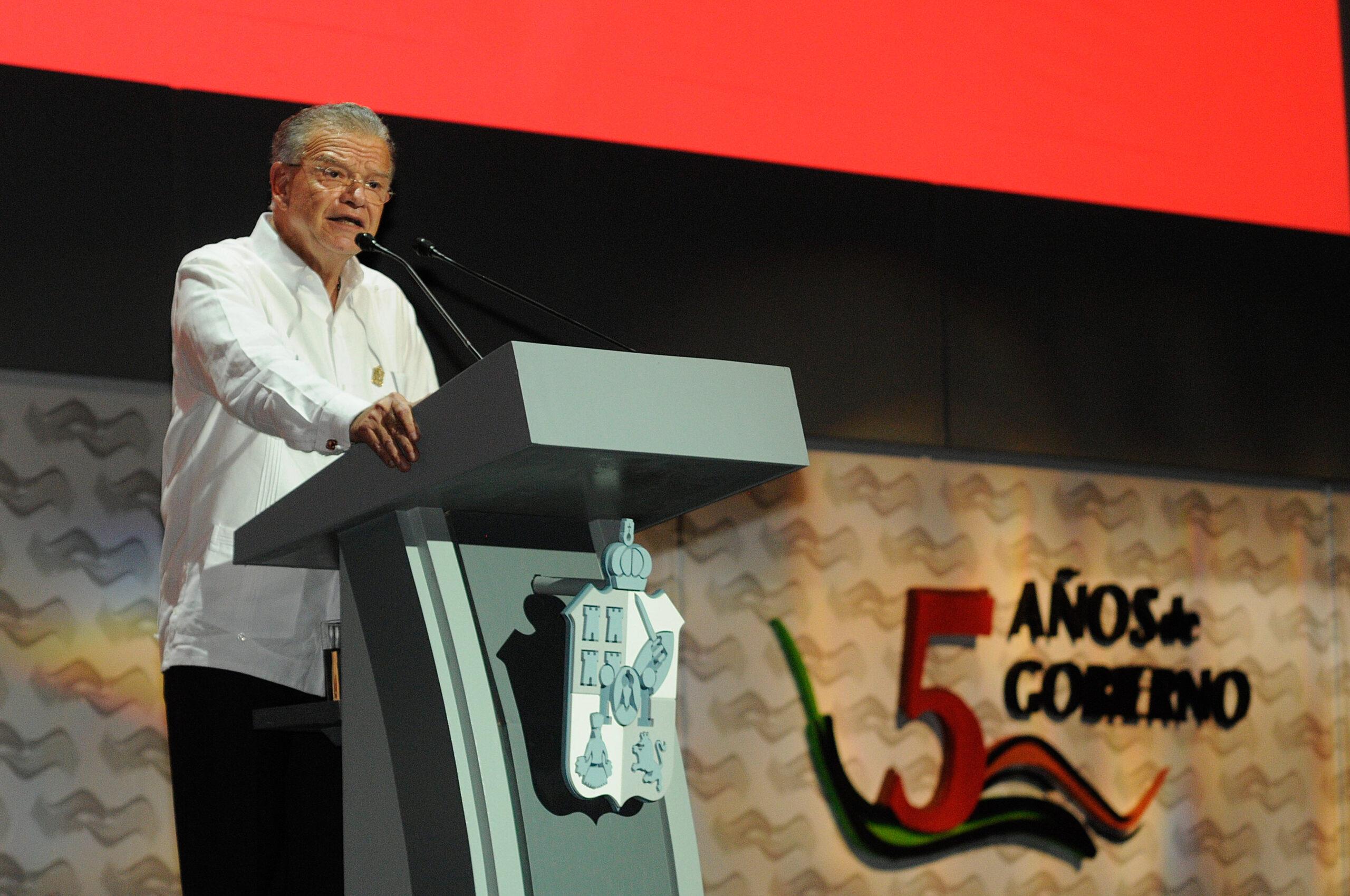 Nuevo préstamo en Tabasco; acusan a Granier de aumentar deuda en 10 mmdp