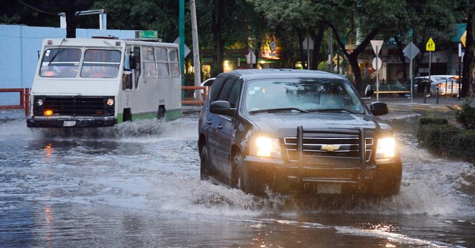 La CDMX amanece con lluvia; mira el pronóstico sobre tormentas y granizo a lo largo del día