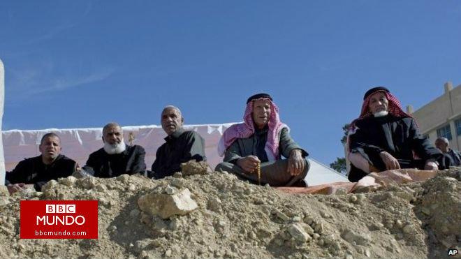 Por qué el Estado Islámico quemó vivo al piloto jordano