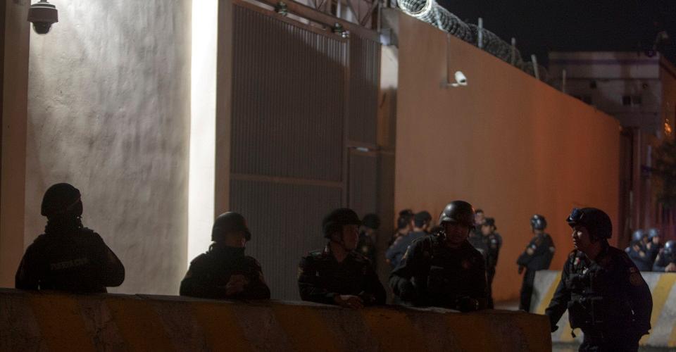 Videos muestran tráfico de drogas y colusión de zetas y custodios en Topo Chico