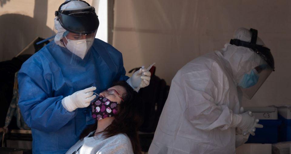 Salud registra más de 12 mil casos nuevos de COVID; suman 230 muertes más
