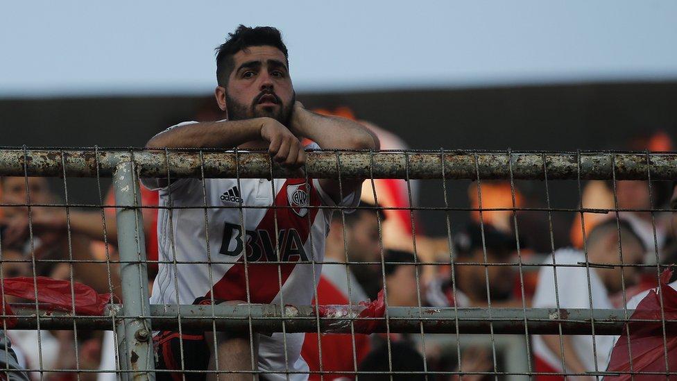 Final Libertadores River vs. Boca: cómo se vivió dentro del Monumental la insólita suspensión de la súperfinal de River y Boca