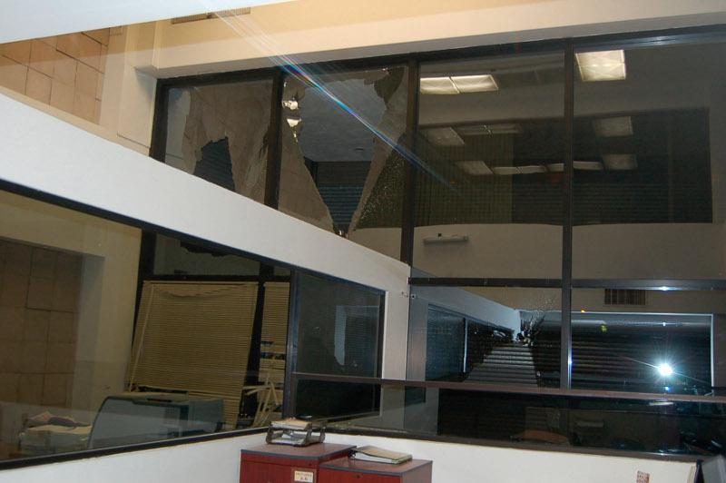 Atacan a policías que resguardaban <i>El Siglo de Torreón</i>