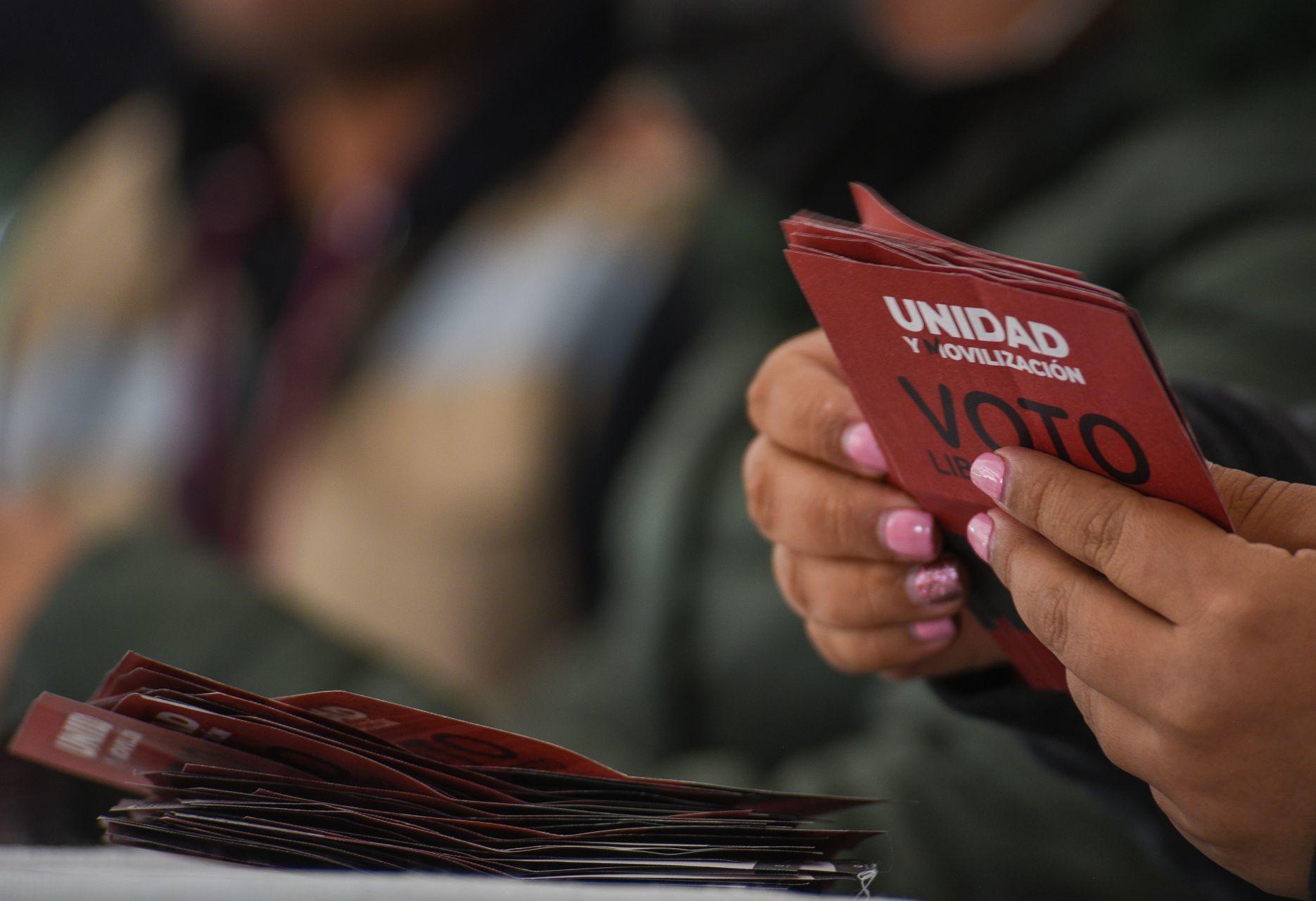 Morena repondrá elecciones en distritos anulados y emitirá listas parciales de congresistas