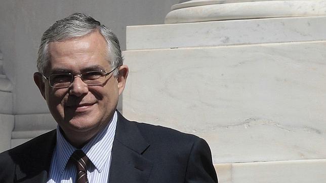 Un banquero, el nuevo primer ministro griego