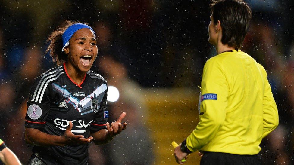 Las 7 nuevas reglas del fútbol que tendrán impacto en la Copa América y el Mundial femenino en Francia