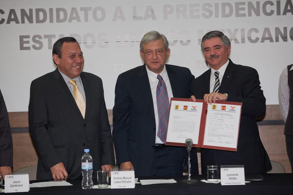 Denuncia PAN a López Obrador ante IFE por actos anticipados de campaña