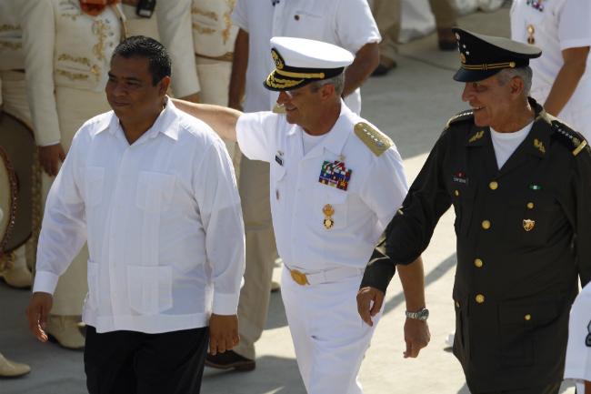 Nuevo gobernador de Guerrero hasta el lunes; Cienfuegos encargado de despacho