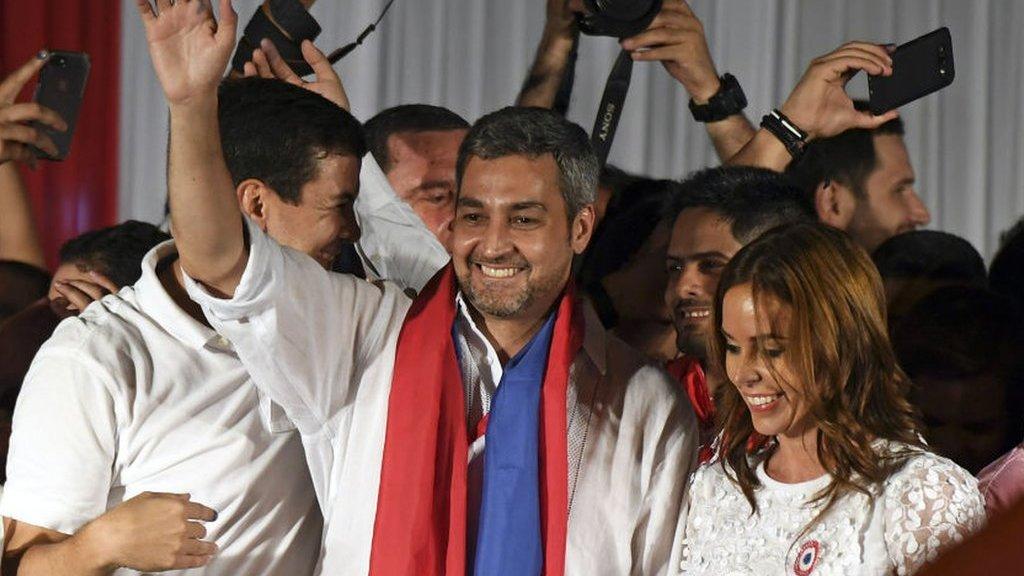 Qué significa la victoria del oficialista Mario Abdo del Partido Colorado como presidente de Paraguay