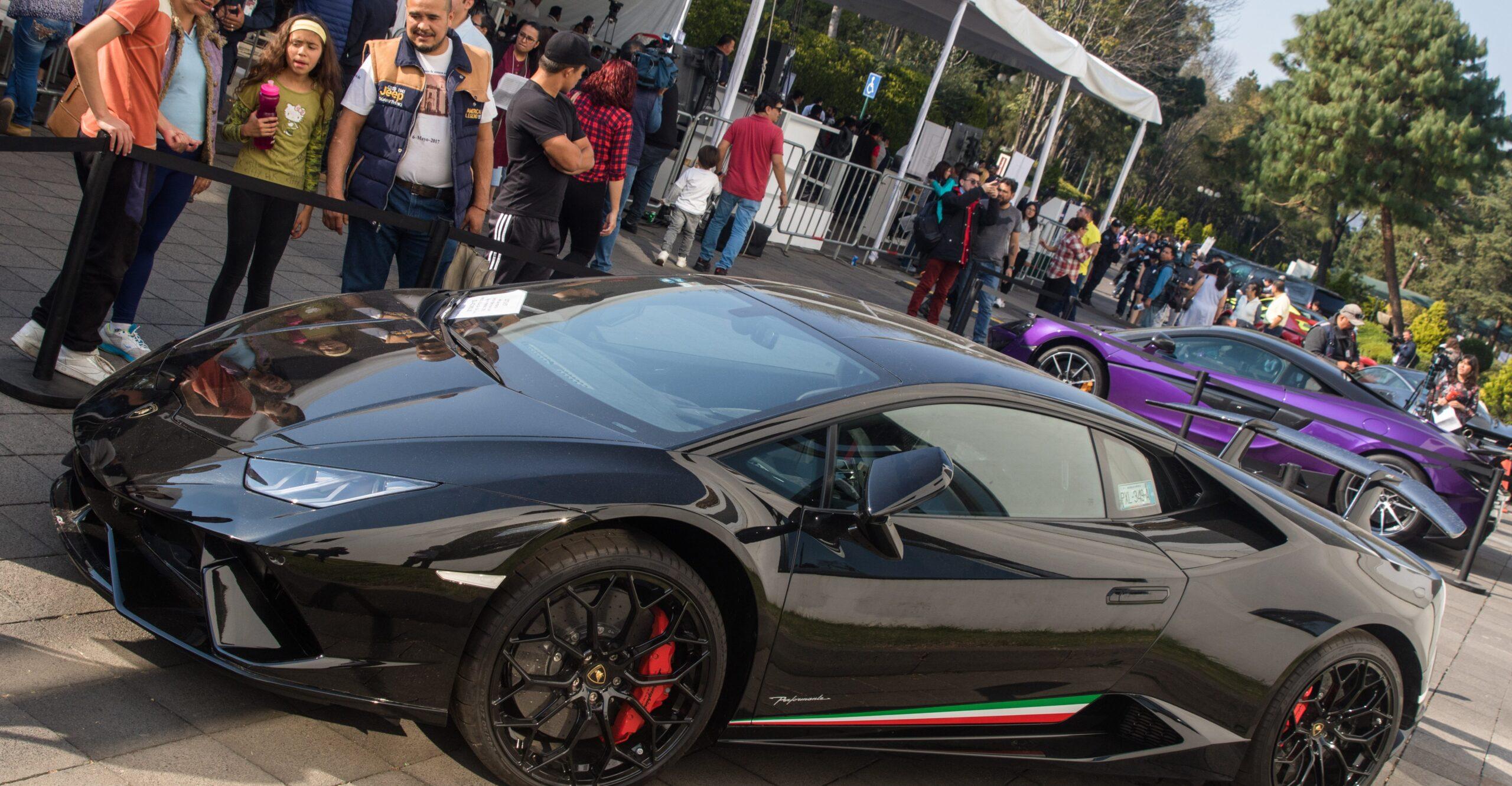 Gobierno recauda más de 78 mdp en la última subasta del año; joyas y autos, lo más vendido