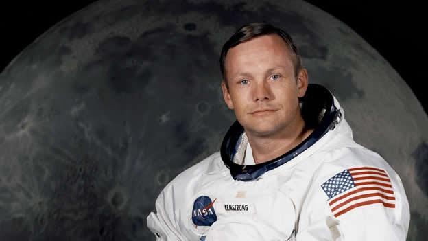 Cita a Ciegas de Neil Armstrong
