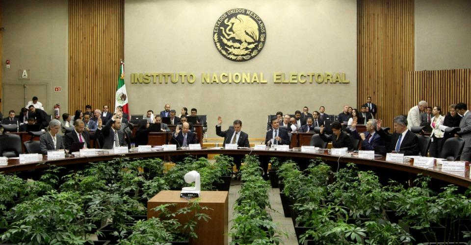Diputados avalan a tres nuevos consejeros electorales