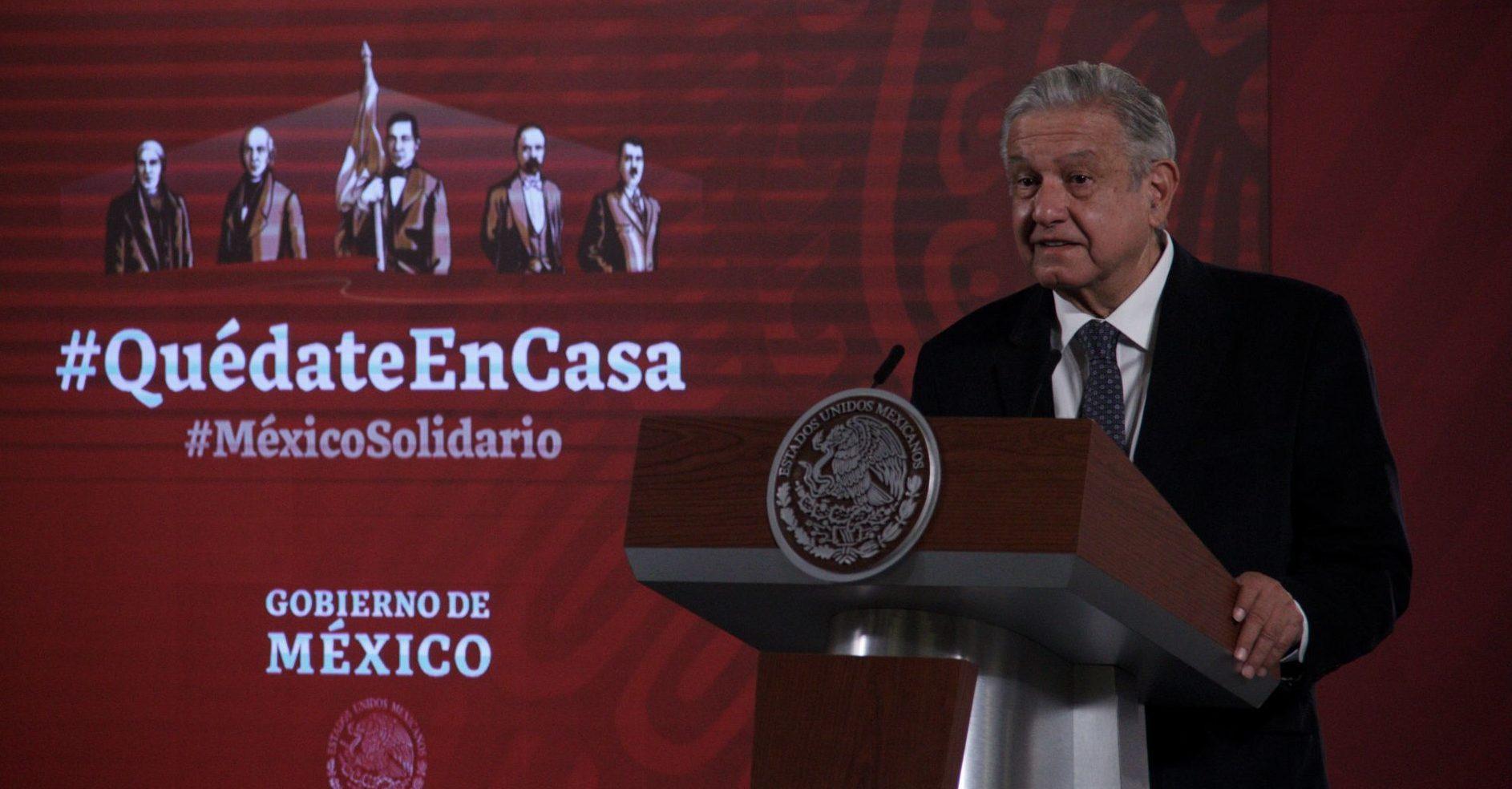 AMLO dará su informe de gobierno con 80 invitados y sana distancia en Palacio Nacional