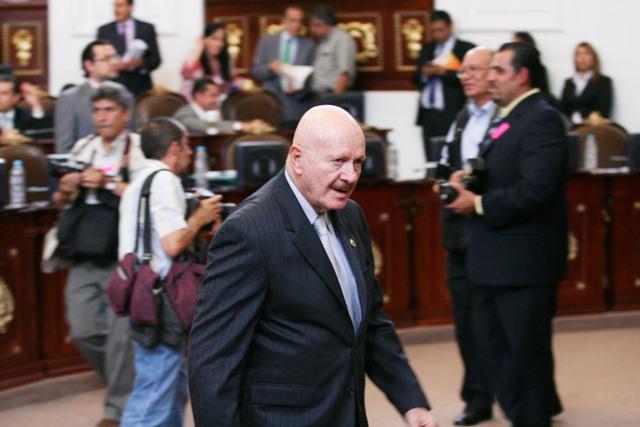 Mondragón y Kalb renuncia a la Comisión Nacional de Seguridad