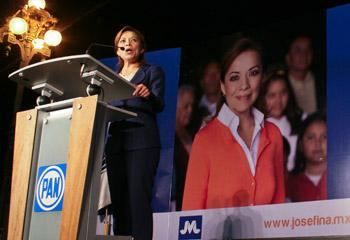 Los espías son los del PRI: Javier Lozano