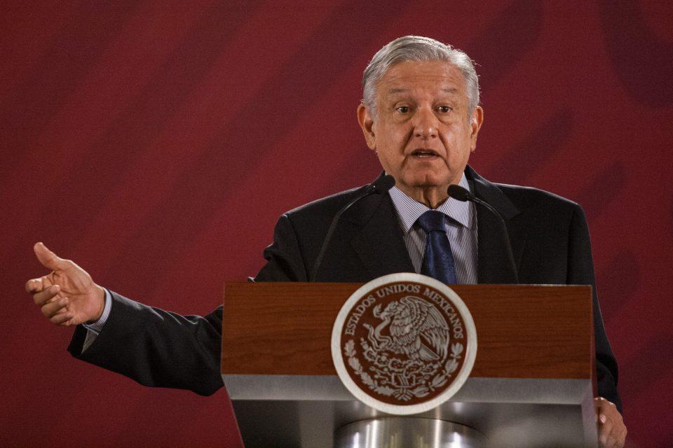 Hay que ser laicos, pero tolerantes, dice AMLO sobre evento de La Luz del Mundo en Bellas Artes