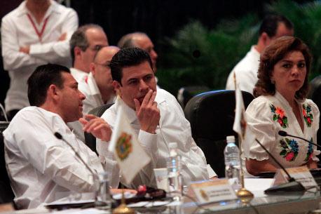 Los gobernadores con mejores sueldos en México