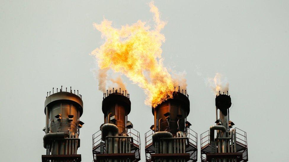 Precio del petróleo: ¿quién influye realmente en su cotización?