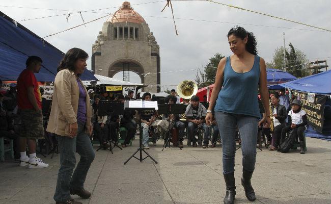 Aunque la CNTE libera la circulación, los festejos por la Revolución se cancelan