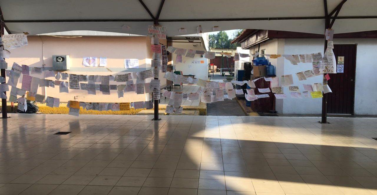 Alumnas de Cecyt 13 denuncian acoso; dicen que autoridades tratan de evitar el paro