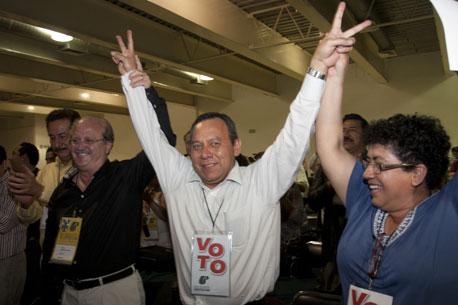 Jesús Zambrano, nuevo presidente nacional del PRD