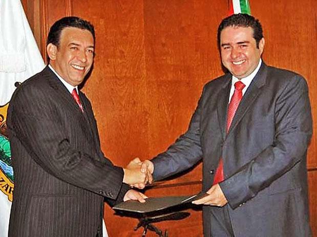 Llegan recibos telefónicos de ex funcionario de Moreira a Palacio de Gobierno
