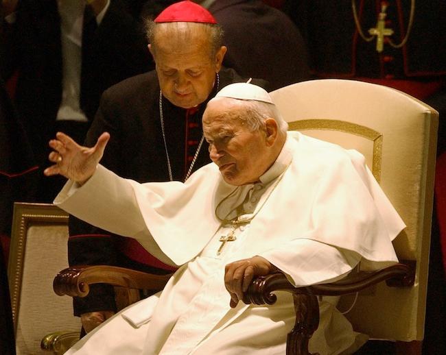Roban ampolleta con sangre de Juan Pablo II
