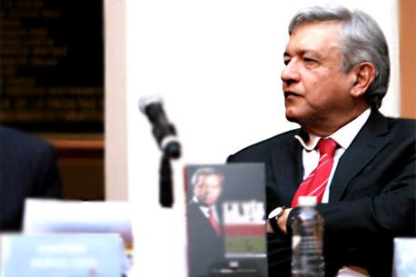 “No me voy del PRD, no les daré gusto”: AMLO