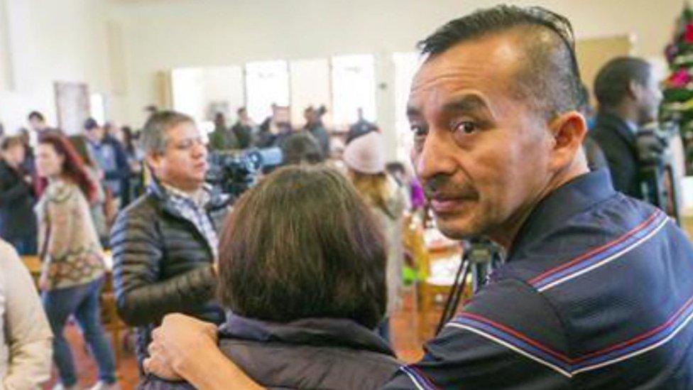 Cómo un mexicano que pasó un año refugiado en una iglesia “santuario” de Estados Unidos acabó siendo detenido
